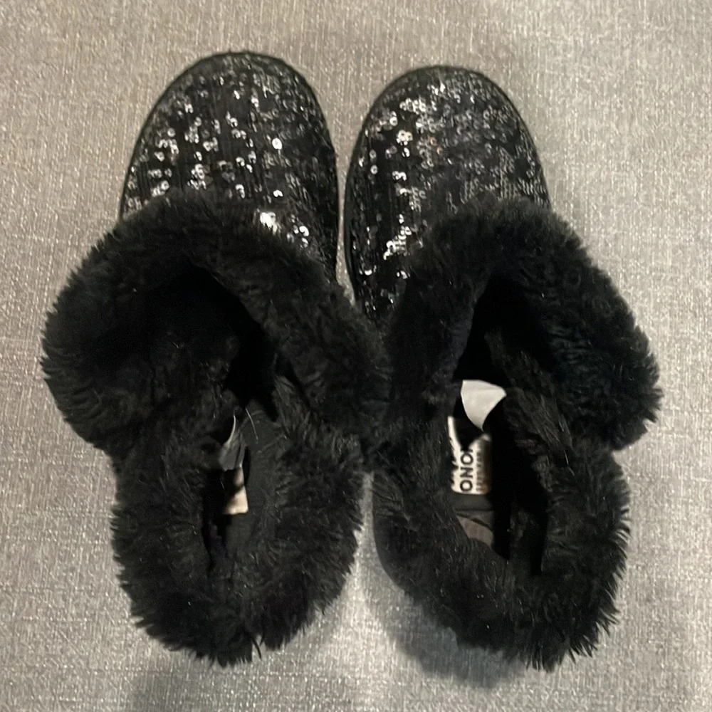 Sonoma Black and Silver Sequins Faux Fur Boots